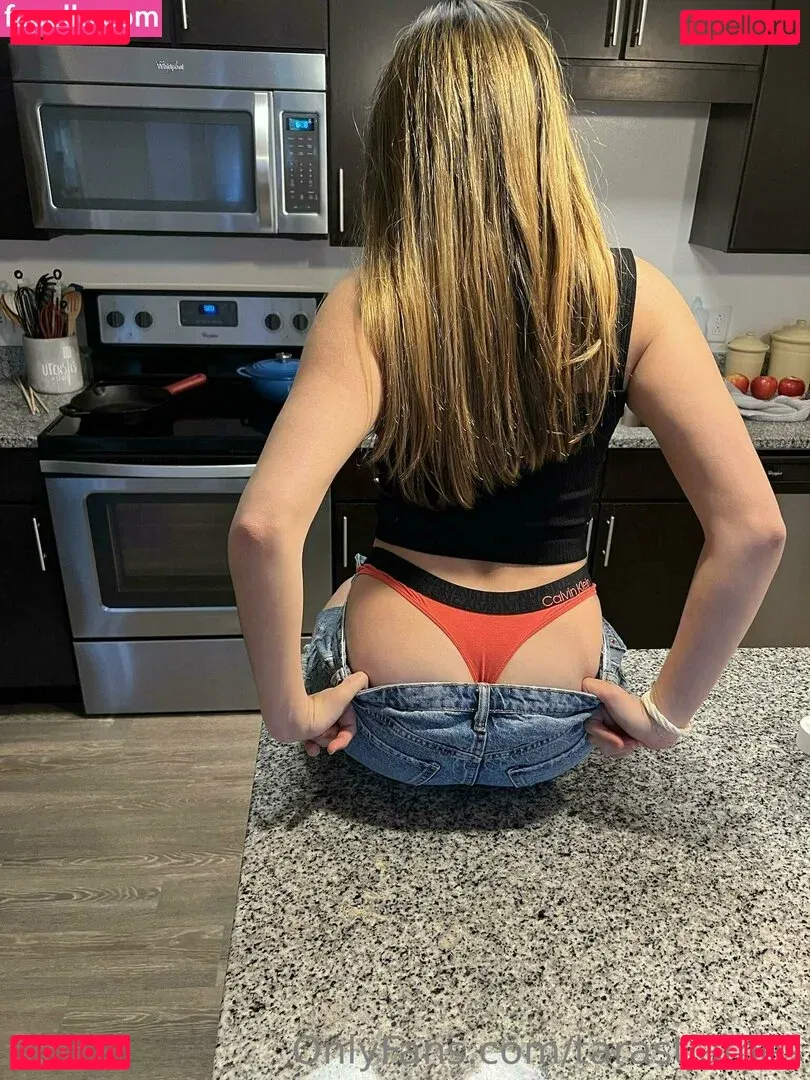 tarastjames Onlyfans Photo Gallery 