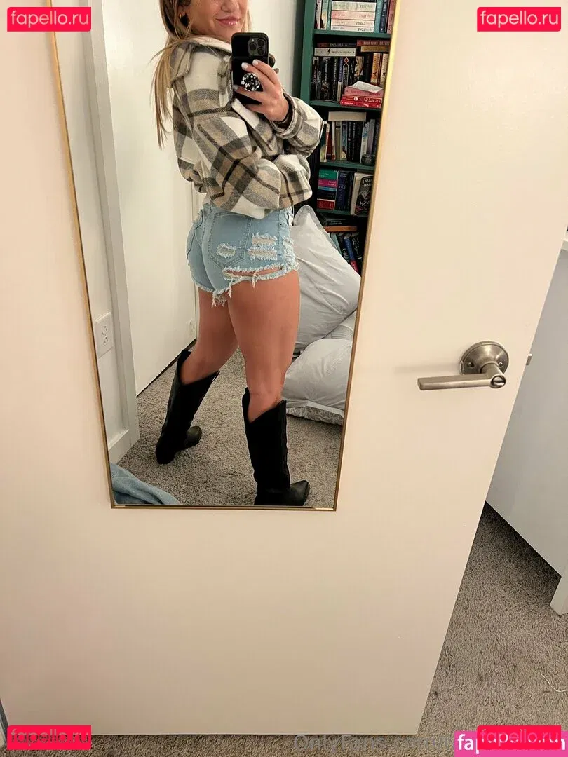 tarastjames Onlyfans Photo Gallery 