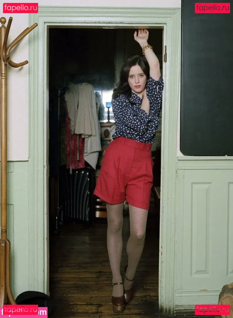 Claire Foy Onlyfans Photo Gallery 