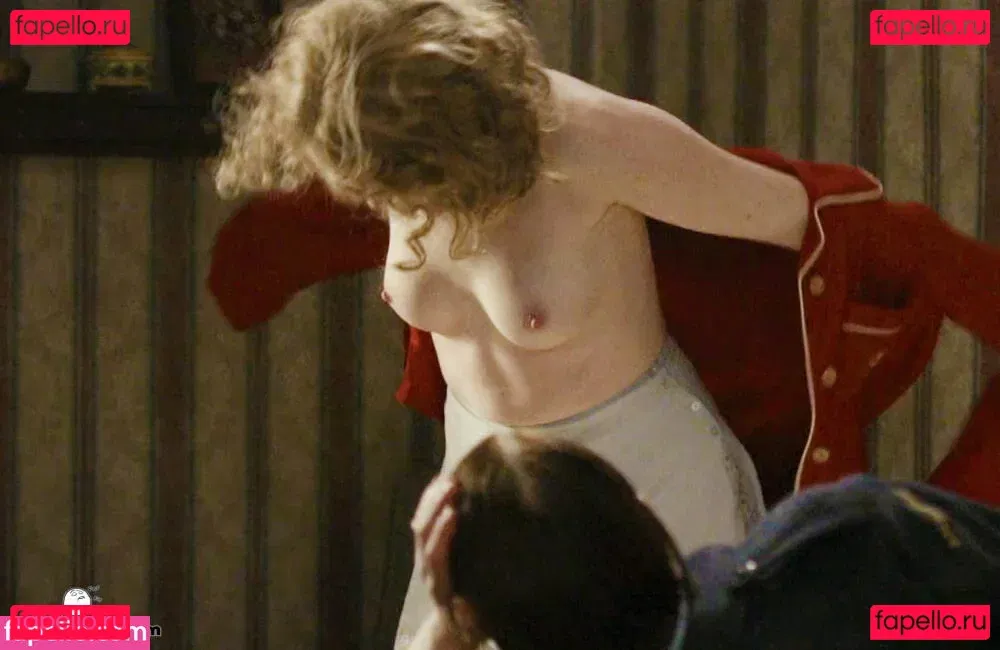 Claire Foy Onlyfans Photo Gallery 