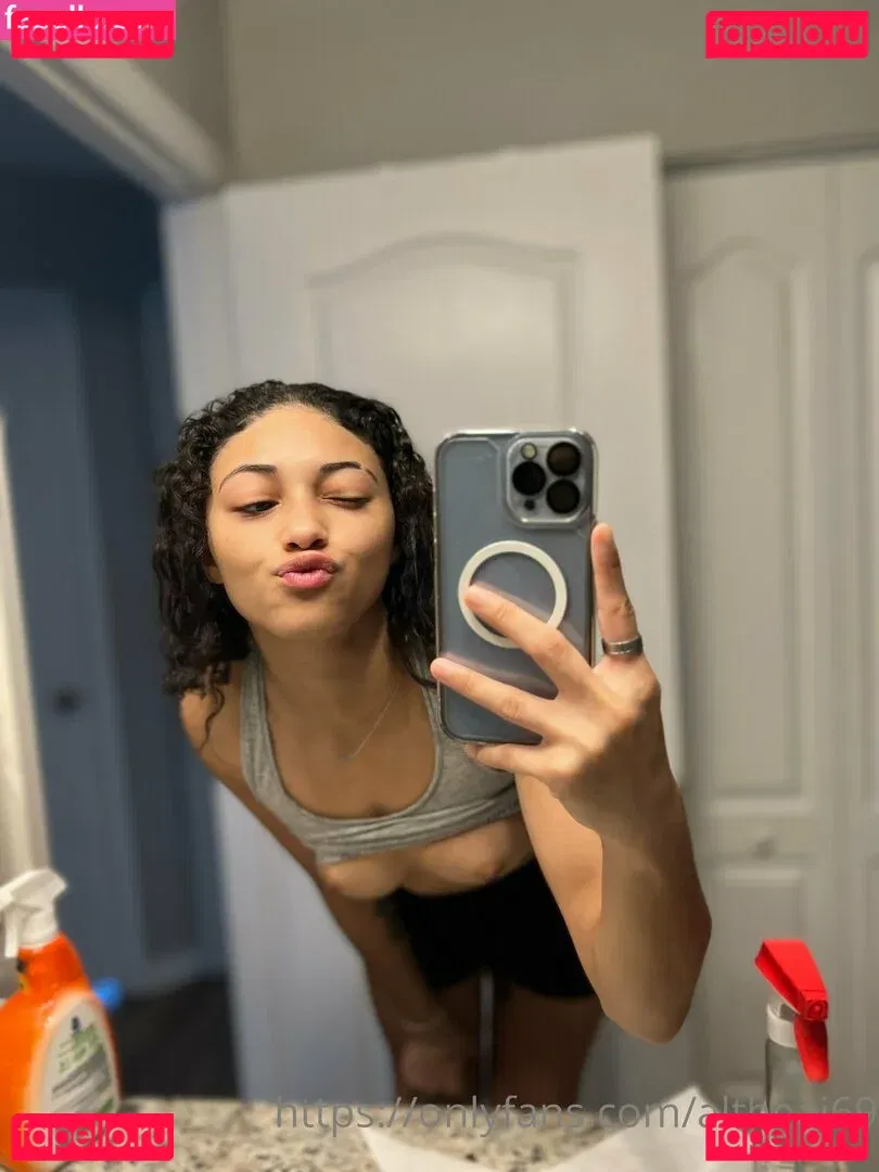 altheaj69 Onlyfans Photo Gallery 