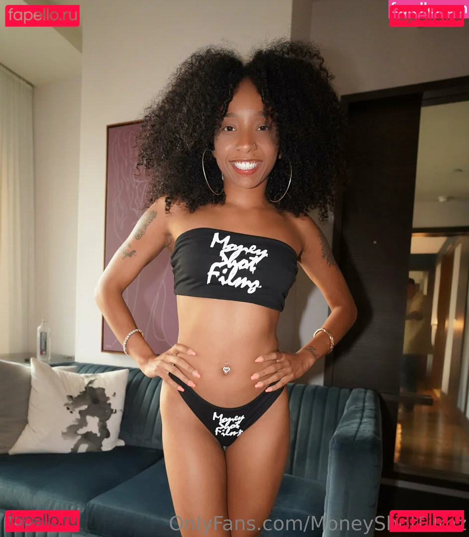 MoneyShotFilmz Onlyfans Photo Gallery 