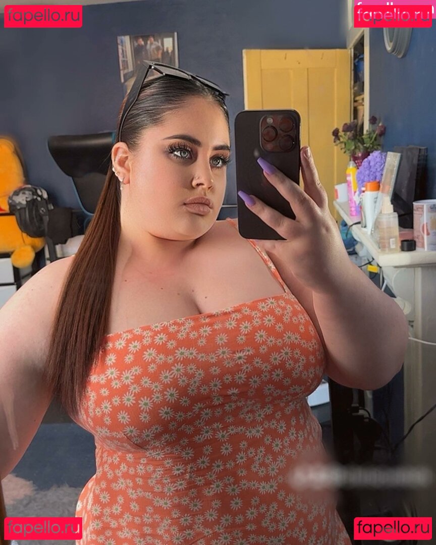 Chloe Townson Nude Onlyfans Photo 10