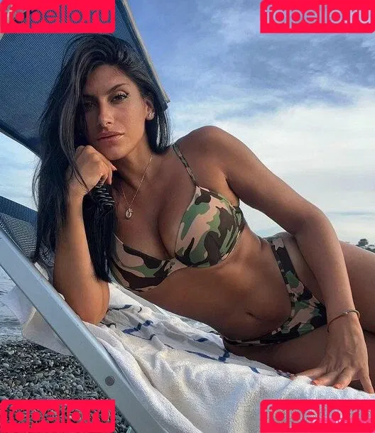 Karolina Surpi Onlyfans Photo Gallery 