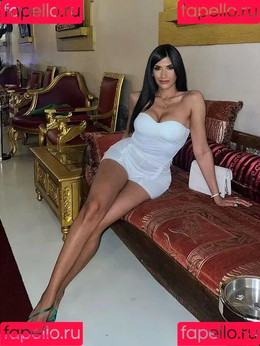 Karolina Surpi Onlyfans Photo Gallery 