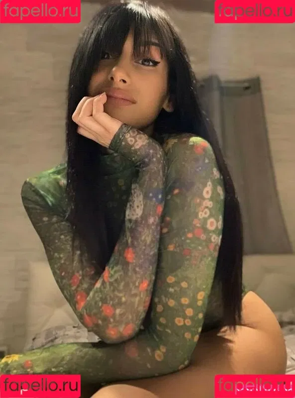 Karolina Surpi Onlyfans Photo Gallery 