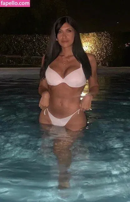 Karolina Surpi Onlyfans Photo Gallery 