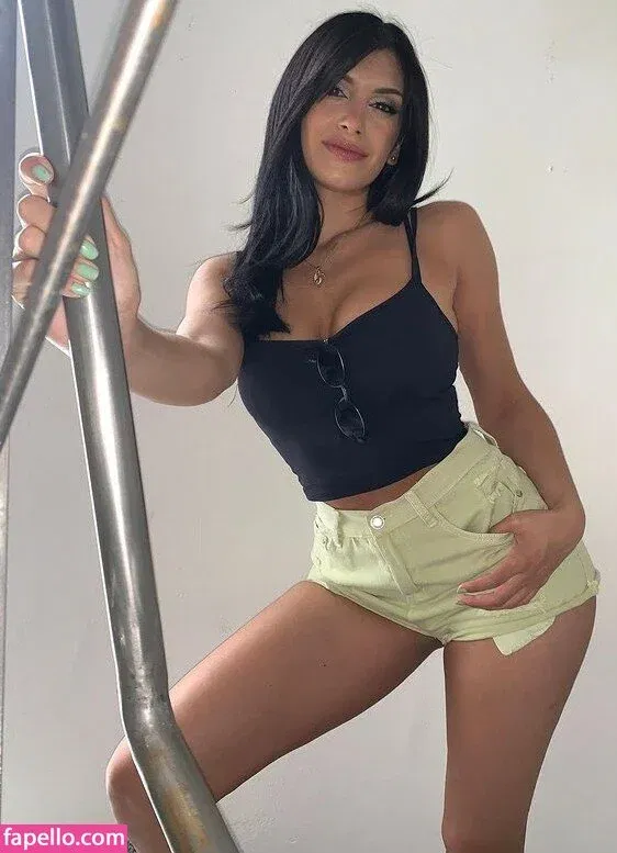 Karolina Surpi Onlyfans Photo Gallery 