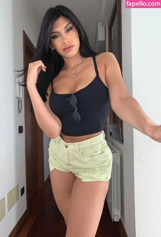 Karolina Surpi Onlyfans Photo Gallery 