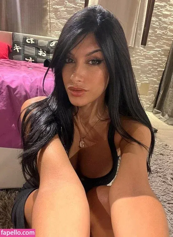 Karolina Surpi Onlyfans Photo Gallery 