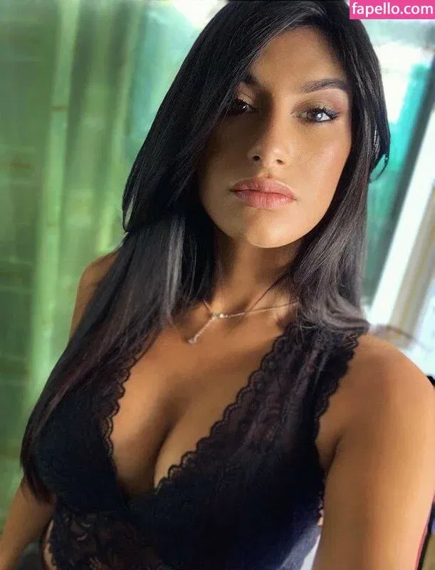 Karolina Surpi Onlyfans Photo Gallery 