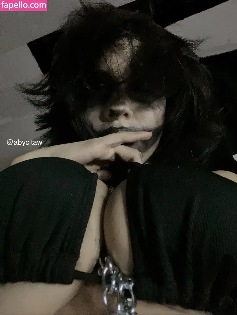 Aby Dazai Onlyfans Photo Gallery 