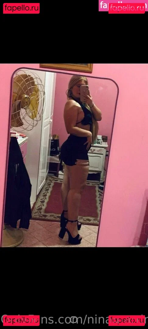 ninamartine23 Onlyfans Photo Gallery 