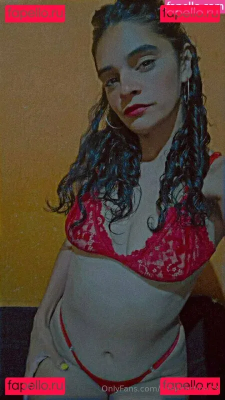 ninamartine23 Onlyfans Photo Gallery 