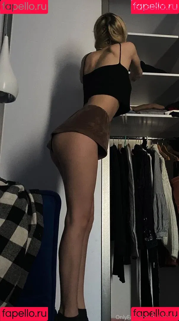 your_little_evie Onlyfans Photo Gallery 