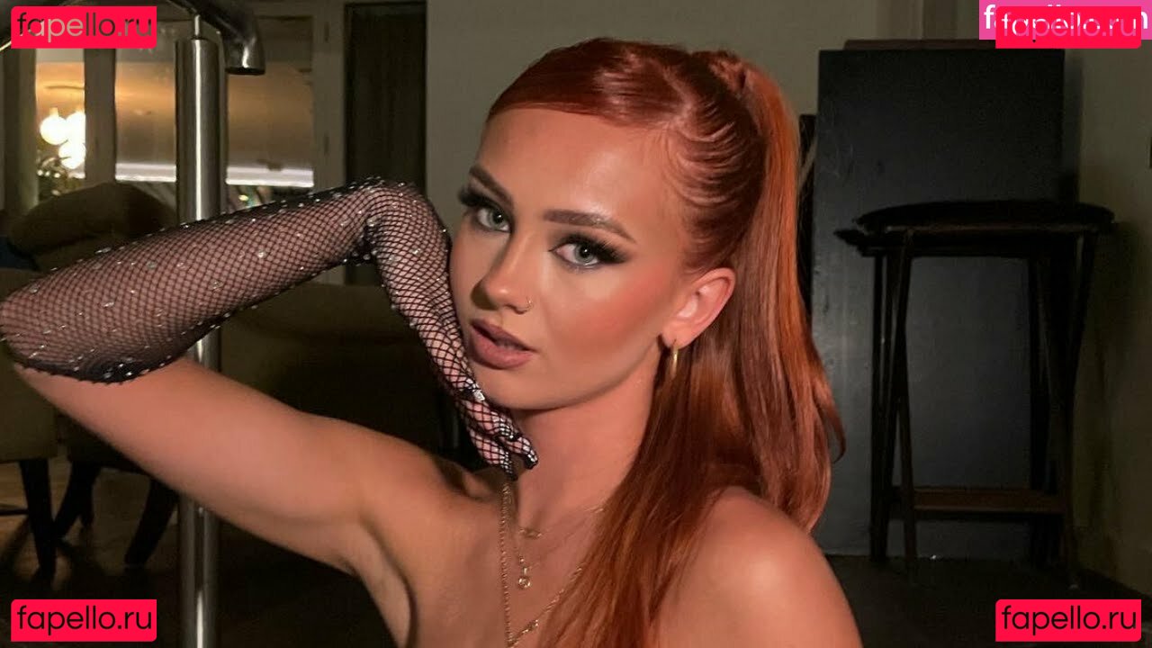 Lauren Whelan Nude Onlyfans Photo 27