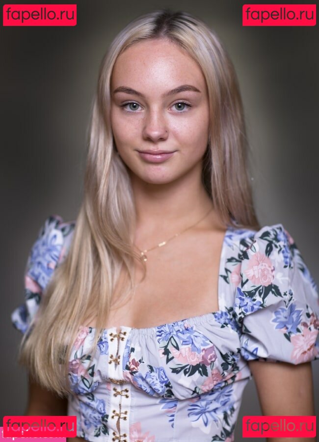 Lauren Whelan Nude Onlyfans Photo 25