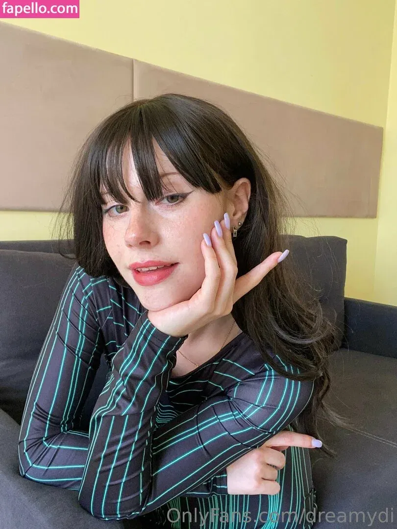 Dreamydi Onlyfans Photo Gallery 