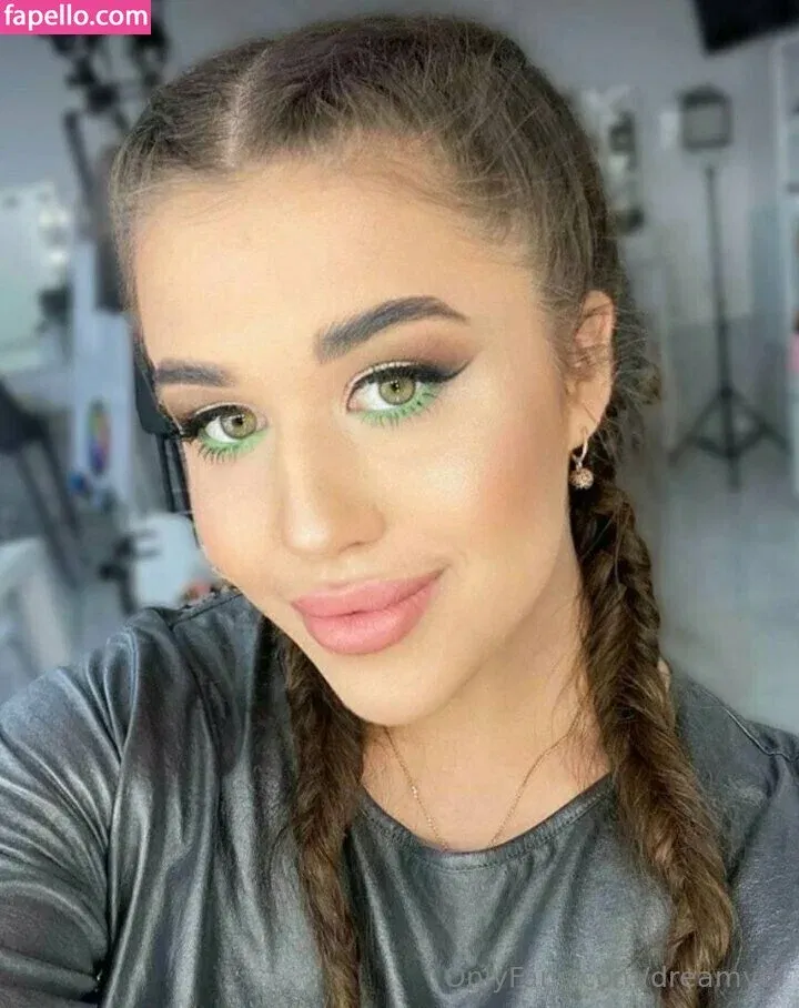 Dreamydi Onlyfans Photo Gallery 