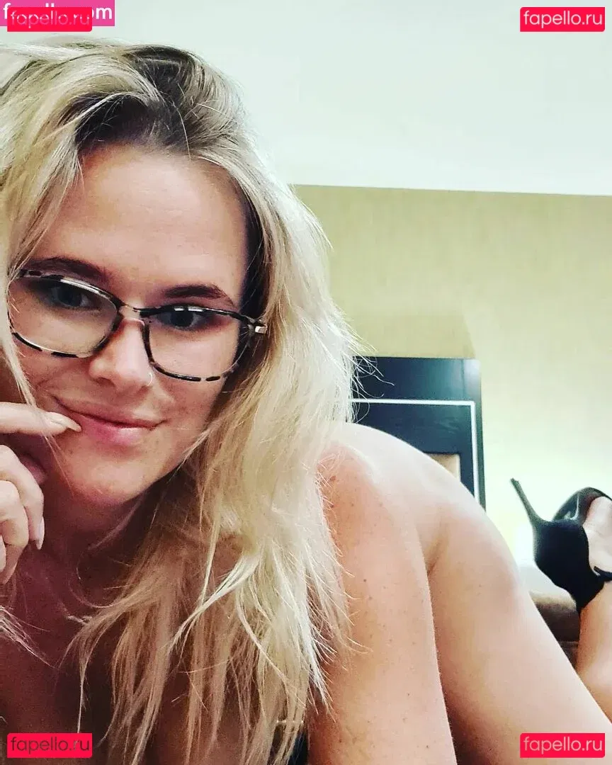 Abi Fox Onlyfans Photo Gallery 