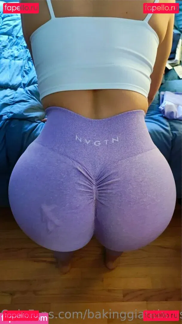 bakinggiantbuns Onlyfans Photo Gallery 