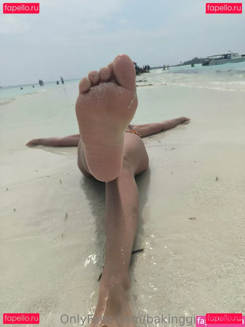 bakinggiantbuns Onlyfans Photo Gallery 