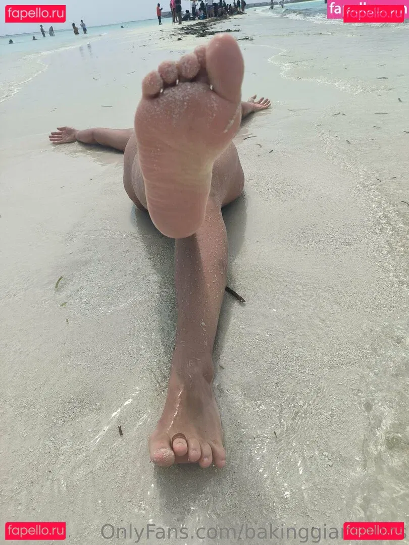 bakinggiantbuns Onlyfans Photo Gallery 