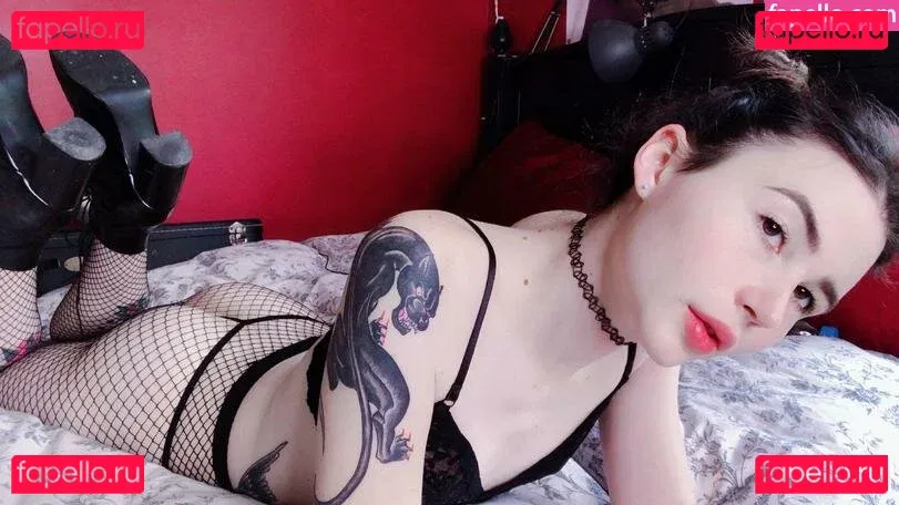 lilliannee Onlyfans Photo Gallery 