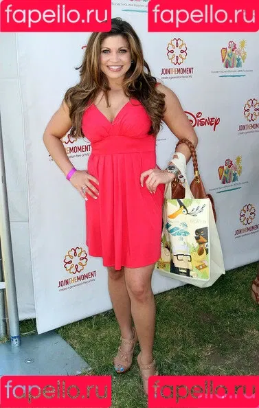 Danielle Fishel Onlyfans Photo Gallery 