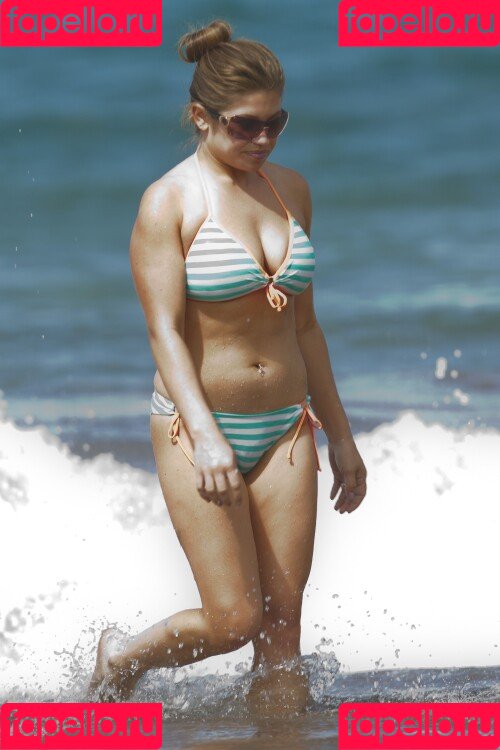 Danielle Fishel Onlyfans Photo Gallery 