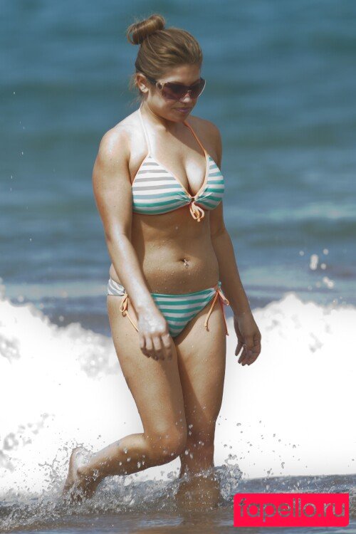 Danielle Fishel Onlyfans Photo Gallery 