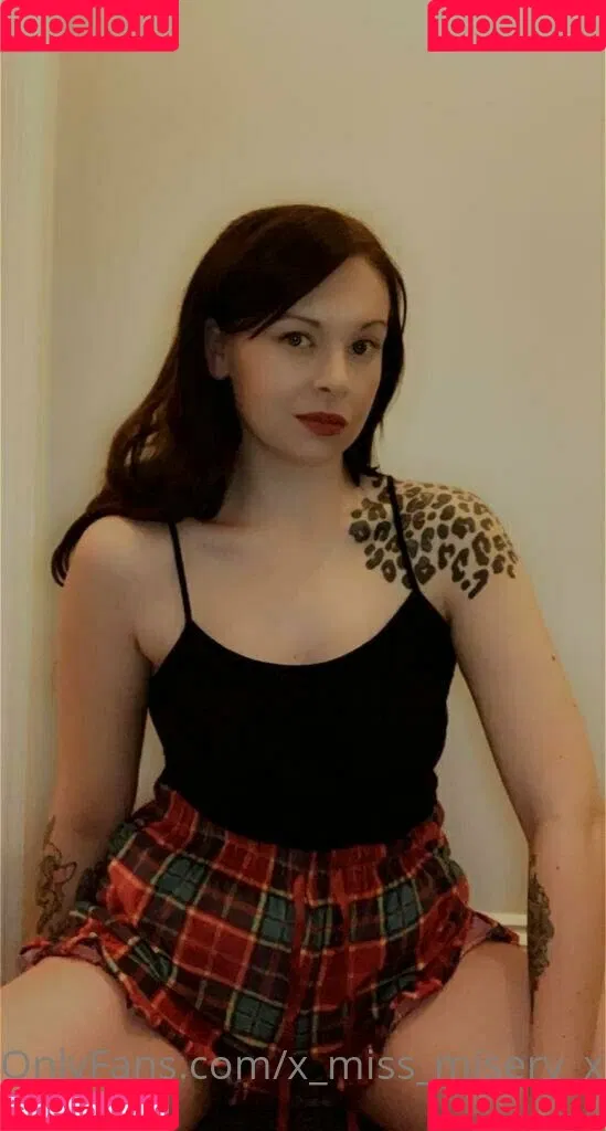 x_miss_misery_x Onlyfans Photo Gallery 
