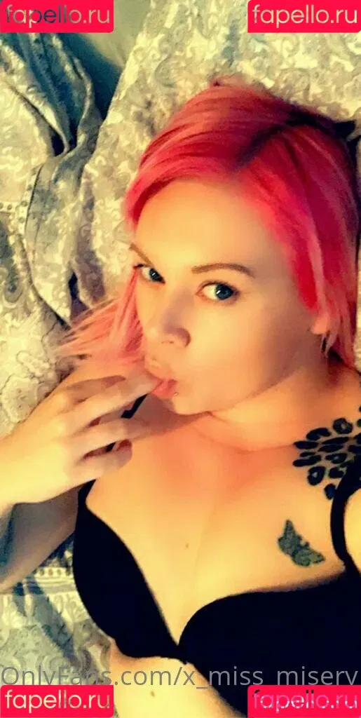 x_miss_misery_x Onlyfans Photo Gallery 