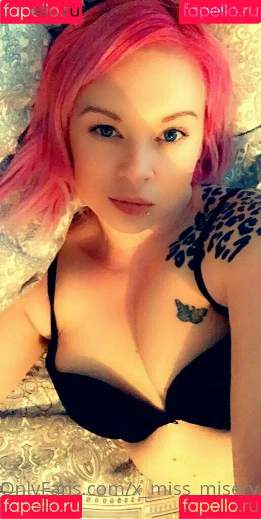 x_miss_misery_x Onlyfans Photo Gallery 