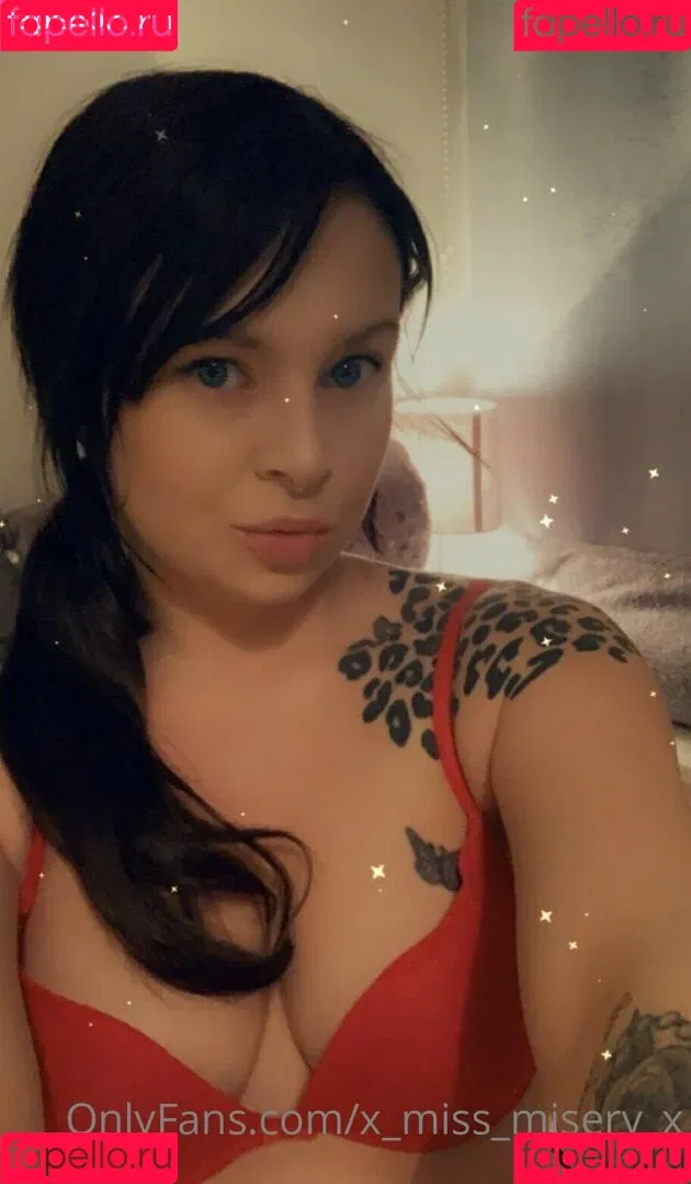 x_miss_misery_x Onlyfans Photo Gallery 