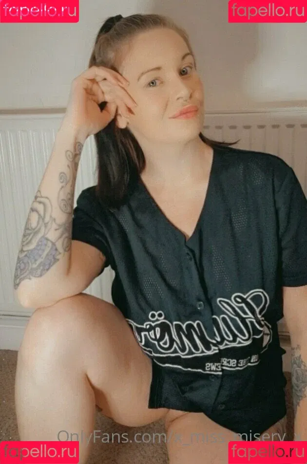 x_miss_misery_x Onlyfans Photo Gallery 