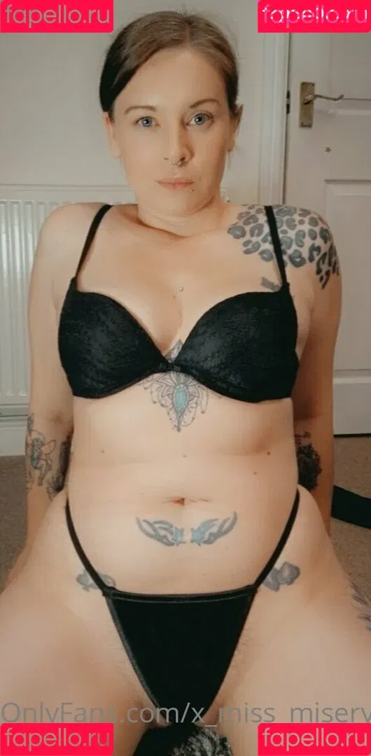 x_miss_misery_x Onlyfans Photo Gallery 