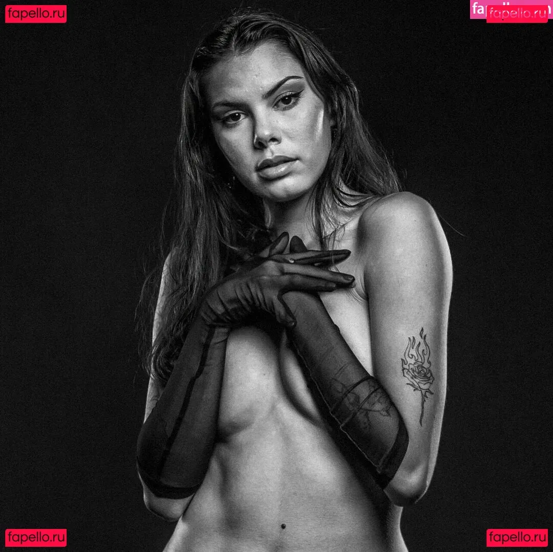 Milisont Onlyfans Photo Gallery 