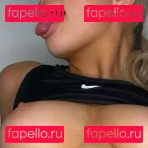 hutpeach Onlyfans Photo Gallery 