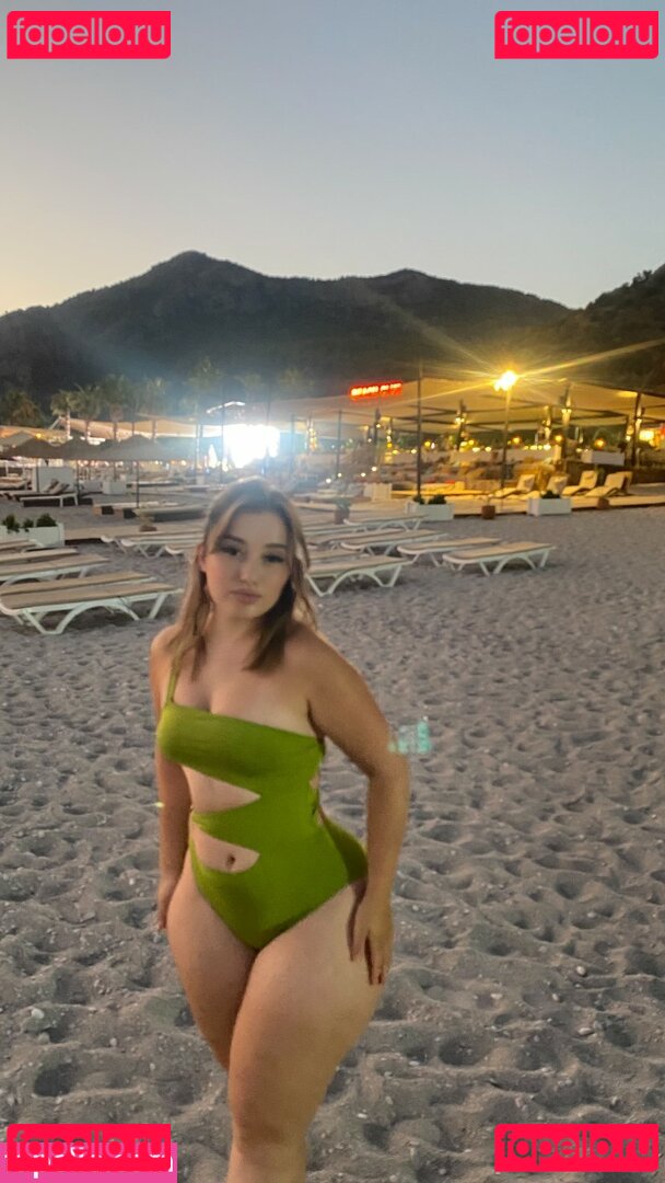 Fatmaakonca Nude Onlyfans Photo 19