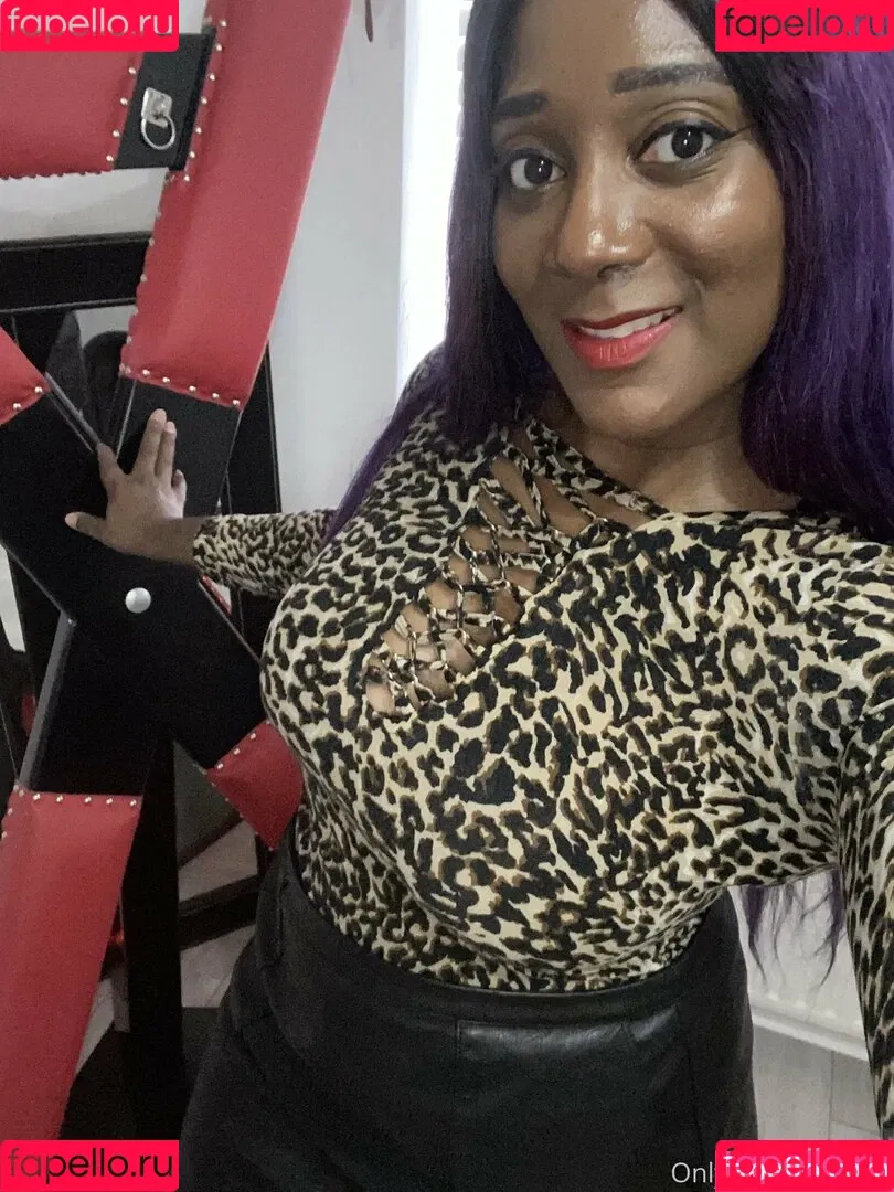 mslorraineldn Onlyfans Photo Gallery 