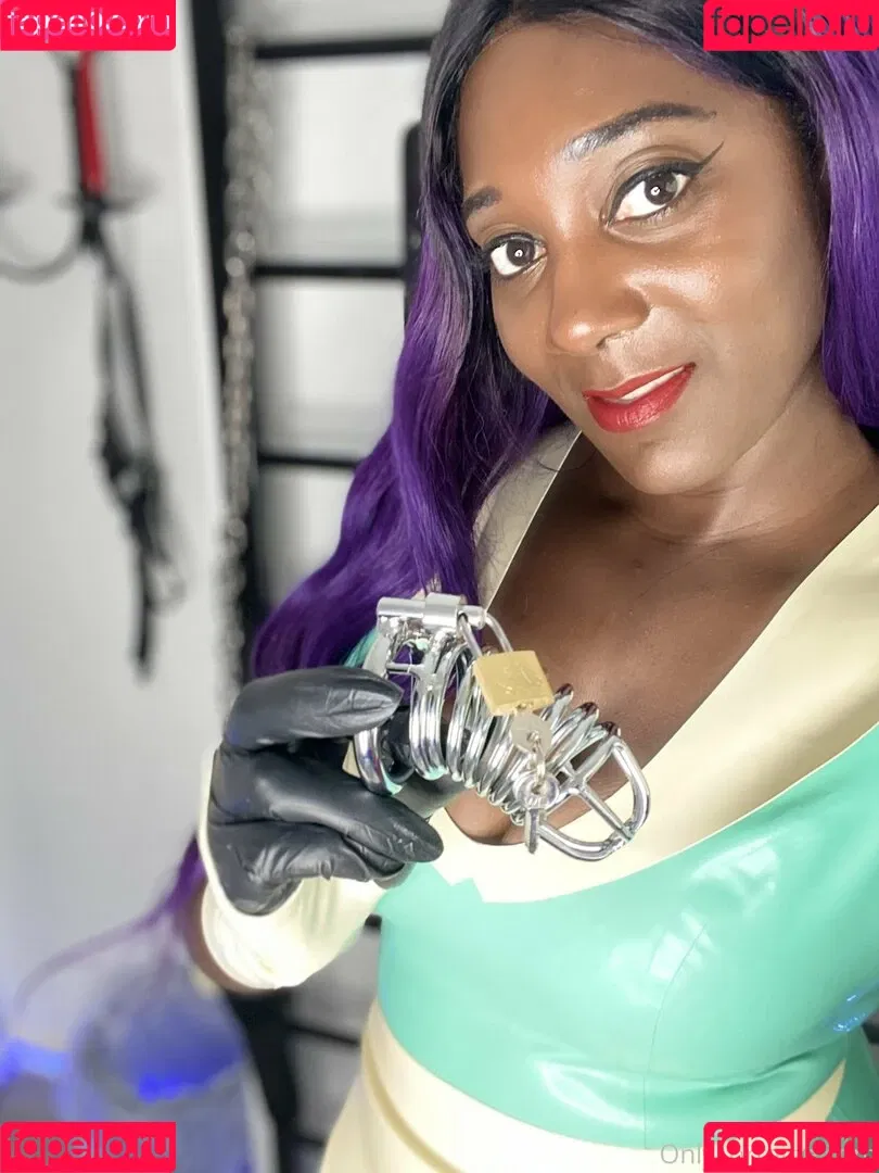 mslorraineldn Onlyfans Photo Gallery 