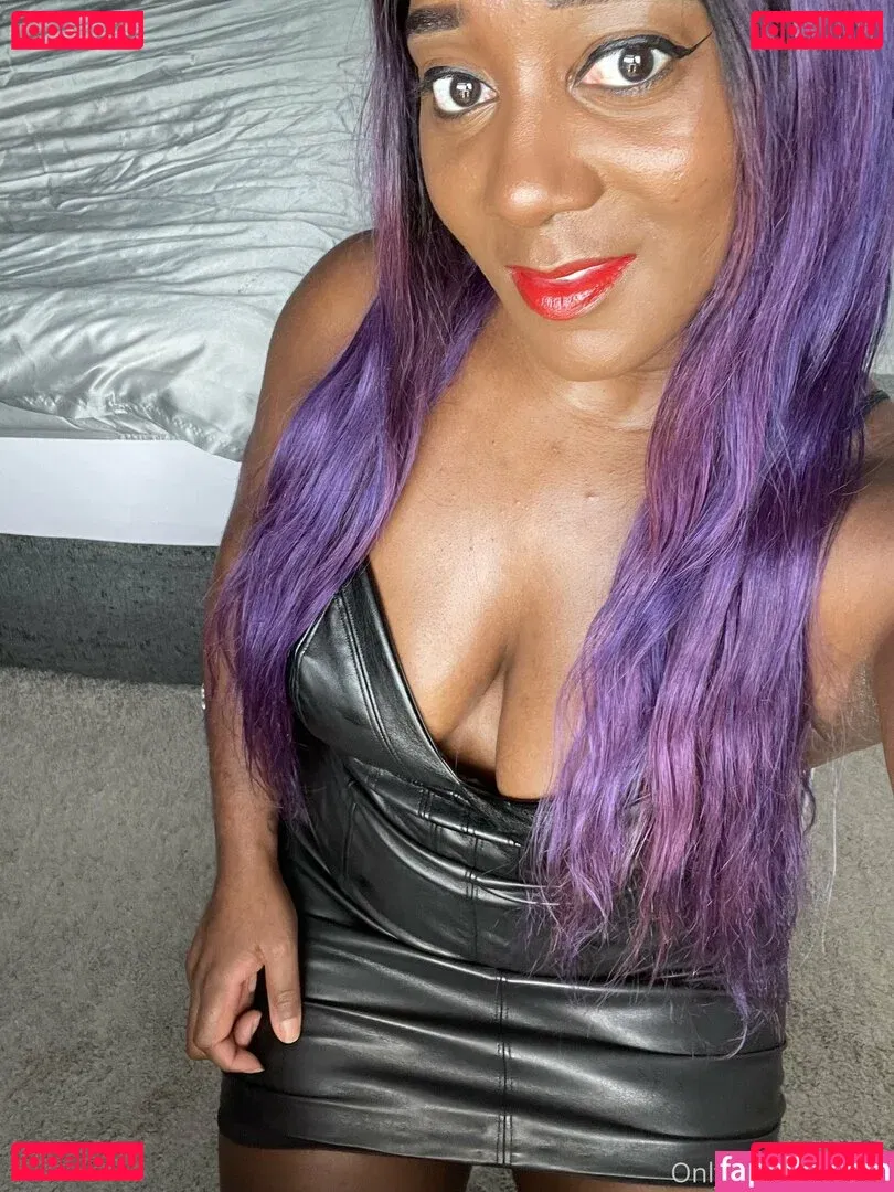 mslorraineldn Onlyfans Photo Gallery 