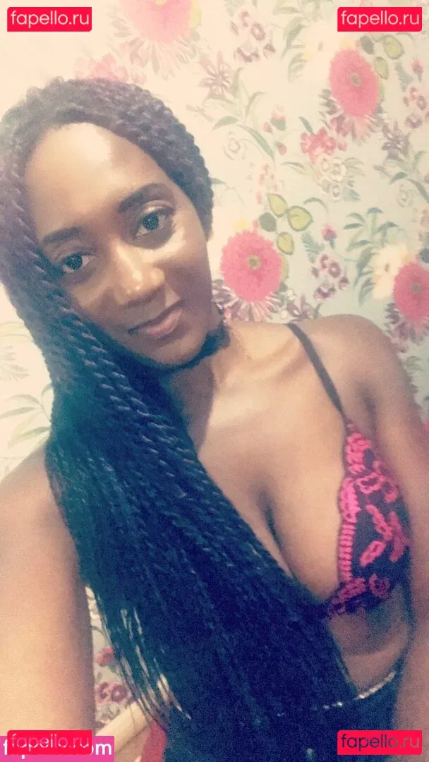 mslorraineldn Onlyfans Photo Gallery 