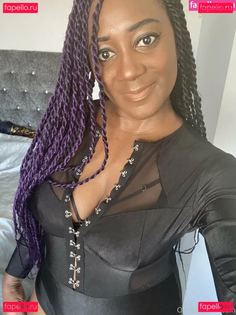 mslorraineldn Onlyfans Photo Gallery 