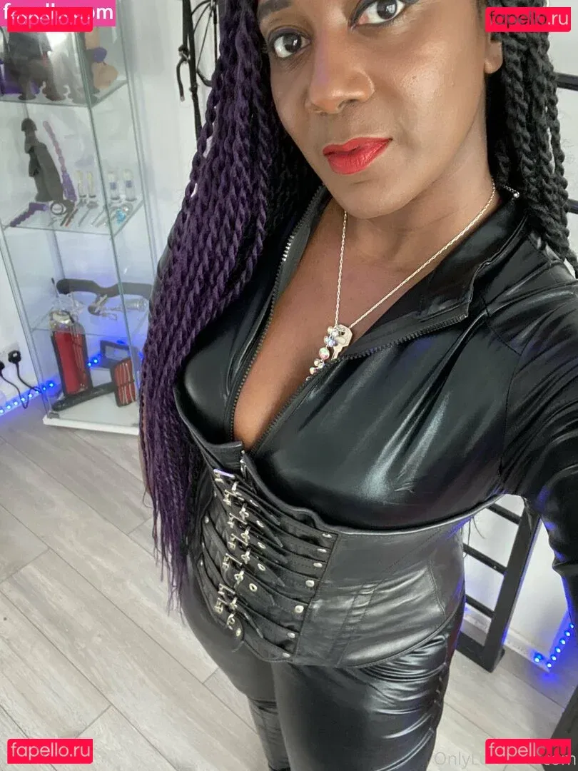 mslorraineldn Onlyfans Photo Gallery 