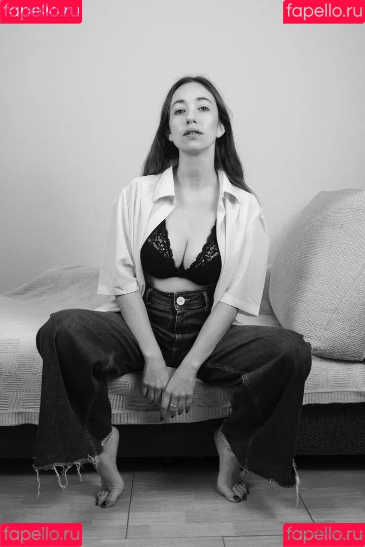 Lada Amores Onlyfans Photo Gallery 