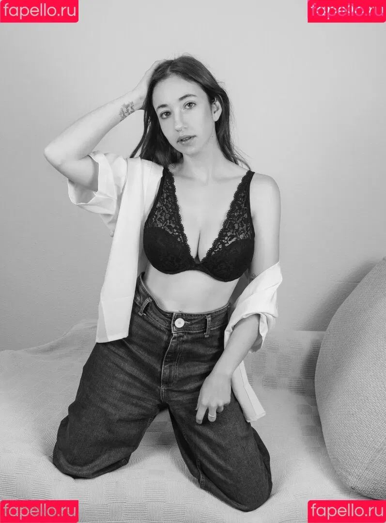 Lada Amores Onlyfans Photo Gallery 