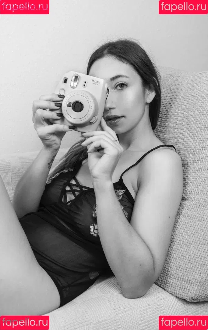Lada Amores Onlyfans Photo Gallery 