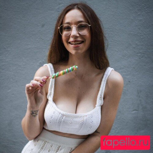 Lada Amores Onlyfans Photo Gallery 